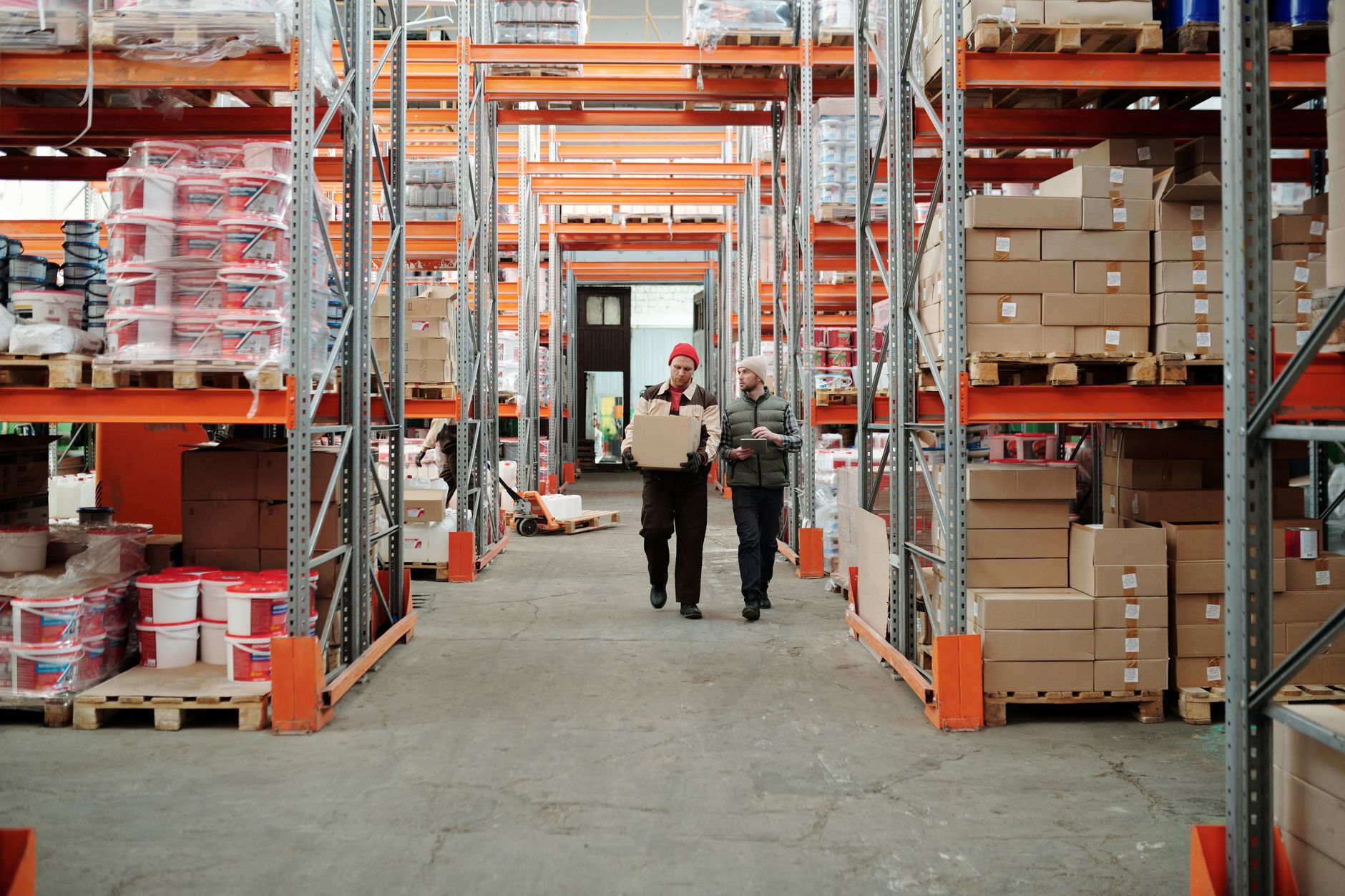 Amazon FBA versus FBM decision comparison showing fulfillment by Amazon inventory alongside a merchant fulfilled shipping setup for 2026 sellers